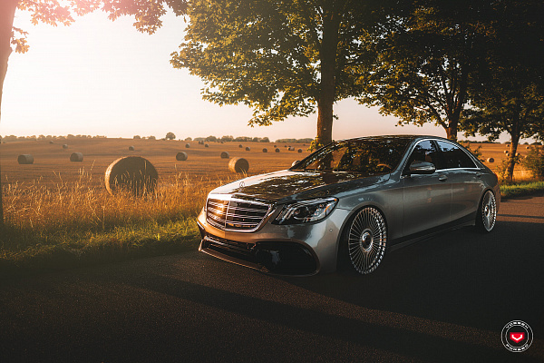 Фото дисков Vossen S17-16 Глянцевый лак на Mercedes-Benz S-Class (W222, C217)