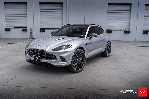 Фото дисков Vossen HF-7 Черный глянец на Aston Martin DBX