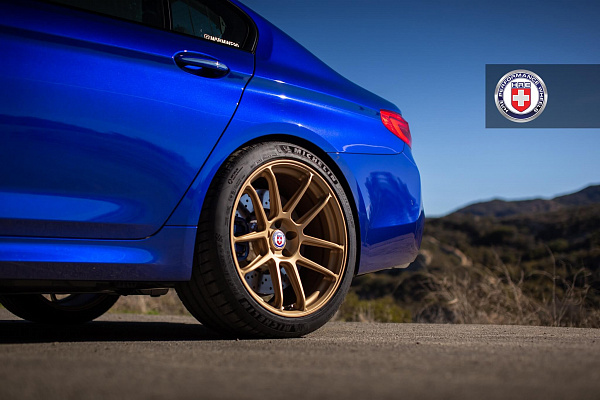 Фото дисков HRE RC104 Сатиновое золото на BMW 5/M5 (G30/F90)