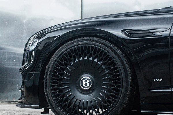 Фото дисков Brixton Forged LX09 Черный сатин на Bentley Flying Spur III