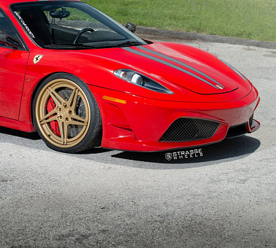 Фото дисков Strasse Wheels SV2T Deep Concave FS на Ferrari F430
