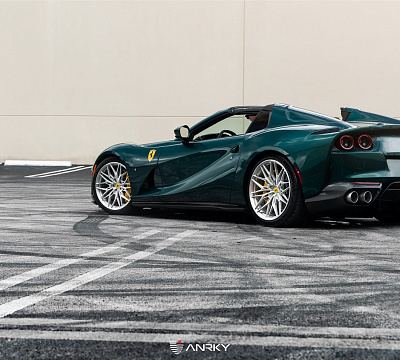 Фото дисков Anrky S1-X1 на Ferrari 812