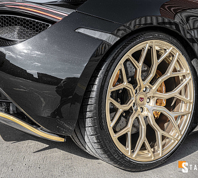 Фото дисков Vossen S17-01 на McLaren 720S