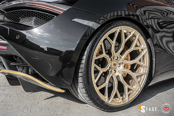 Фото дисков Vossen S17-01 Глянцевое золото на McLaren 720S