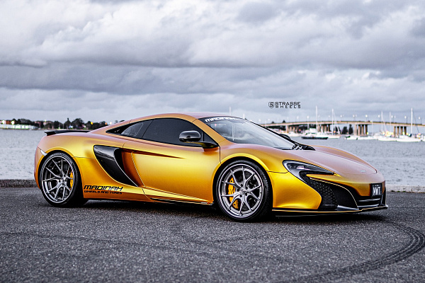 Фото дисков Strasse Wheels SM5R Deep Concave FS Сатиновый тонированный лак на McLaren 650S