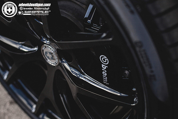 Фото дисков HRE P101 Черный глянец на Jeep Grand Cherokee IV