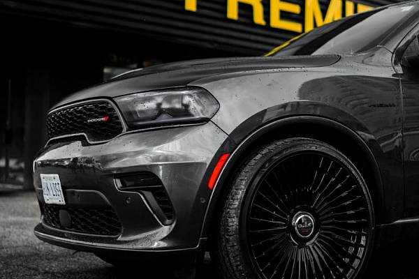 Фото дисков Giovanna Tulum Черный глянец на Dodge Durango III