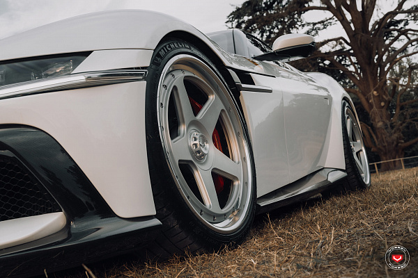 Фото дисков Vossen GEN-01 (3-Piece) Сатиновый лак на Ferrari 12Cilindri
