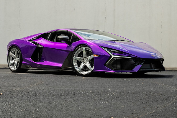 Фото дисков Anrky RS5.2 Полированный лак на Lamborghini Revuelto