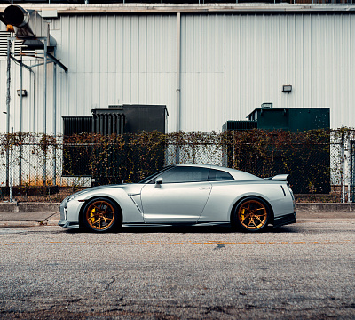 Фото дисков Vossen S21-01 на Nissan GT-R