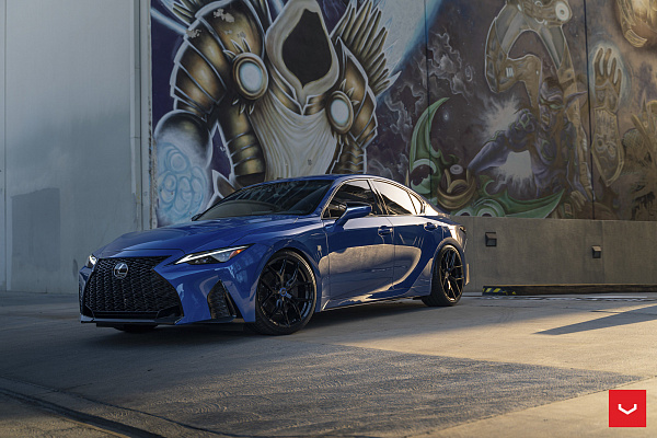 Фото дисков Vossen HF-5 Черный глянец на Lexus IS III