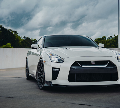 Фото дисков Vossen M-X2 на Nissan GT-R