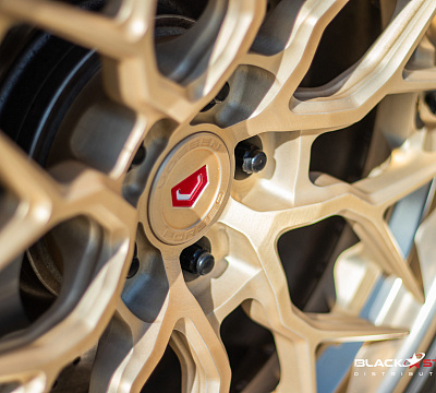 Фото дисков Vossen S17-01 (3-Piece) на Lamborghini Huracan