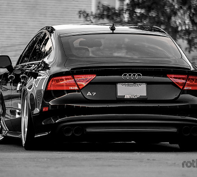 Фото дисков Rotiform OZT на Audi A/RS 7 (4G)