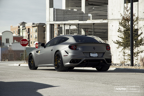 Фото дисков NOVITEC NF8 Черный глянец на Ferrari GTC4Lusso
