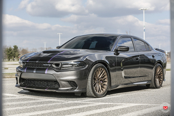 Фото дисков Vossen EVO-6T Сатиновая бронза на Dodge Charger VII