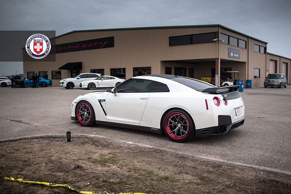 Фото дисков HRE S101 Глянцевый графит на Nissan GT-R