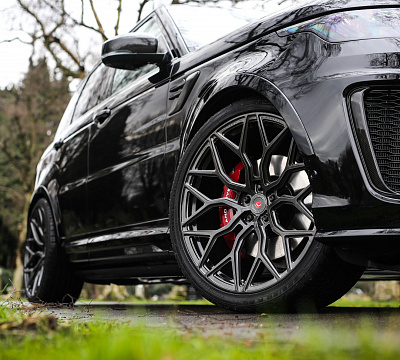 Фото дисков Vossen S17-01 на Land Rover Range Rover Sport II