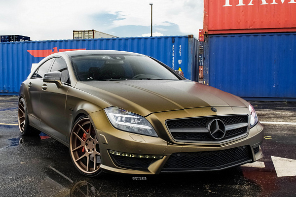 Фото дисков Strasse Wheels SM5 Deep Concave Сатиновая темная бронза на Mercedes-Benz CLS (C218)