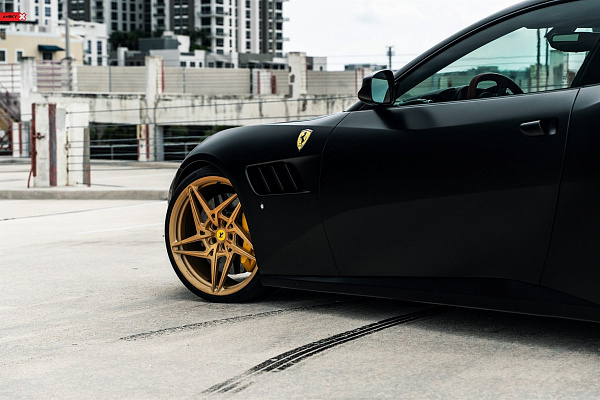 Фото дисков Anrky S1-X3 Сатиновое золото на Ferrari GTC4Lusso