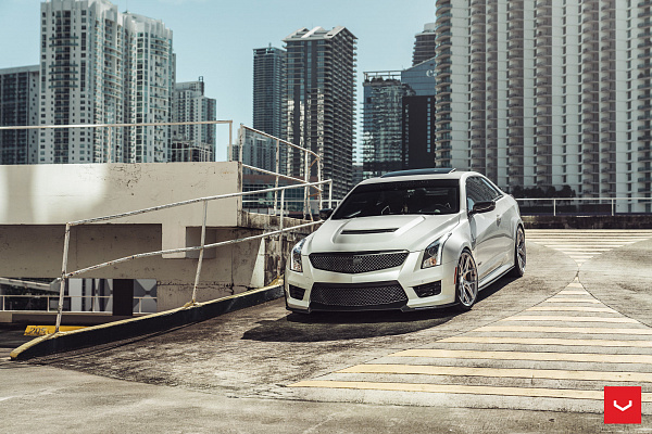 Фото дисков Vossen HF-5 Серебро на Cadillac ATS