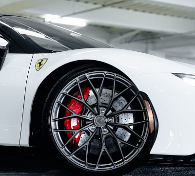 Фото дисков Anrky AN10 на Ferrari SF90