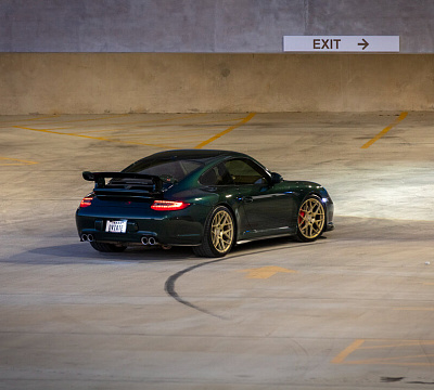 Фото дисков HRE FF01 на Porsche 911 VI