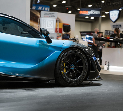 Фото дисков Brixton Forged R11-R Aerotech на McLaren 720S