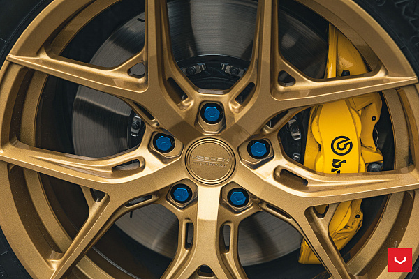 Фото дисков Vossen HF-5 Глянцевое золото на Jeep Grand Cherokee IV