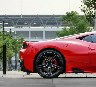 Фото дисков Vossen HF-1 на Ferrari 458