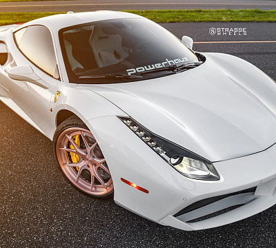 Фото дисков Strasse Wheels SM5R Deep Concave FS на Ferrari 488