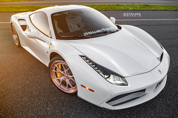 Фото дисков Strasse Wheels SM5R Deep Concave FS Сатиновая темная медь на Ferrari 488