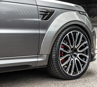 Фото дисков Kahn Pace Car на Range Rover Sport II