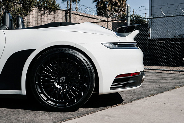 Фото дисков Brixton Forged TR20 AERO1 Черный сатин на Porsche 911 VIII