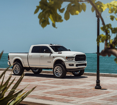 Фото дисков Vossen VFX-03 на Ram 1500 V