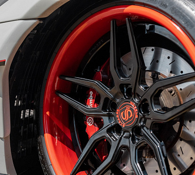 Фото дисков Strasse Wheels SV4 Deep Concave FS на Nissan GT-R