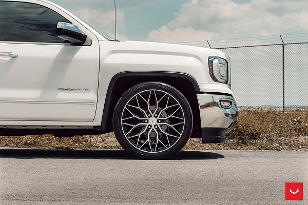 Фото дисков Vossen HF6-3 Алмазная проточка на GMC Sierra III