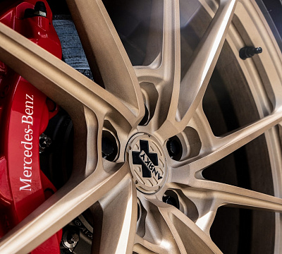 Фото дисков Anrky AN13 на Mercedes-Benz SLR McLaren