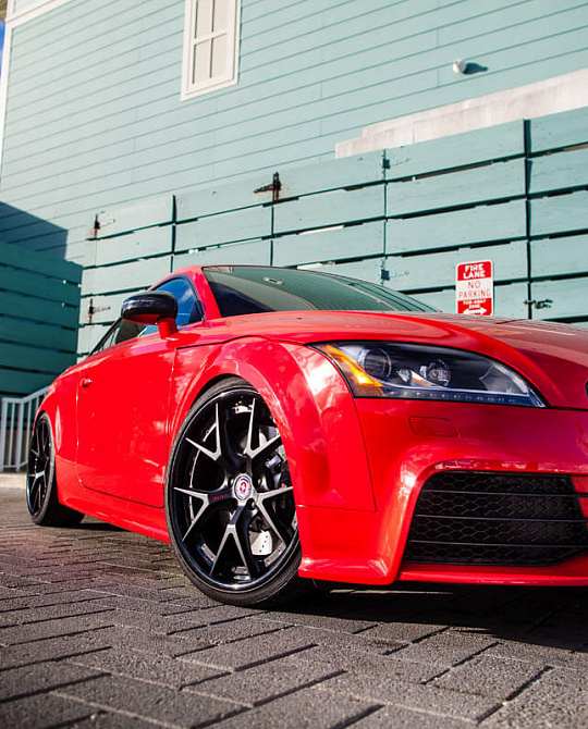 Фото дисков S101 Черный сатин на Audi TT (8J)