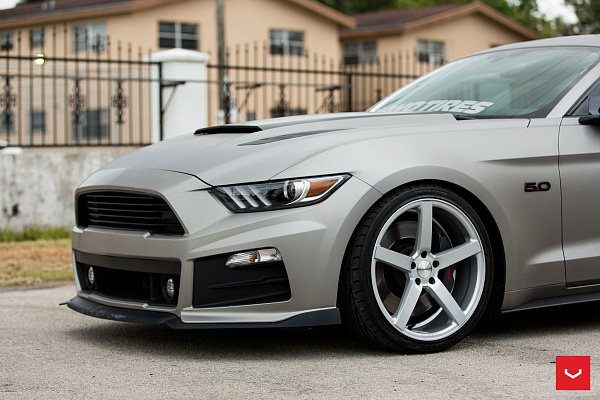 Фото дисков Vossen CV3 Серебро на Ford Mustang VI