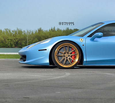 Фото дисков Strasse Wheels SV1 Deep Concave FS на Ferrari 458