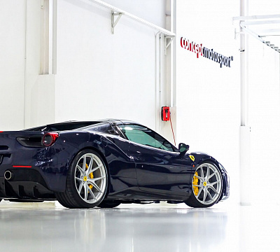 Фото дисков HRE P101 на Ferrari 488