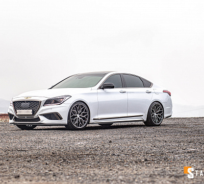 Фото дисков Vossen HF-2 на Genesis G80 I