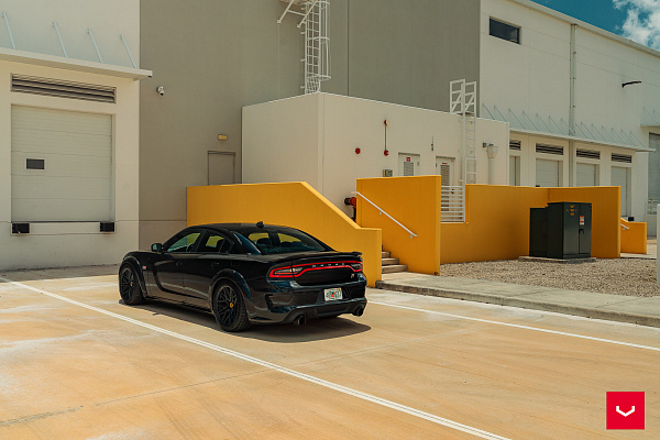 Фото дисков Vossen HF-7 Черный сатин на Dodge Charger VII