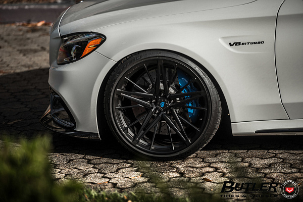 Фото дисков Vossen M-X6 Черный сатин на Mercedes-Benz C-Class (W205)