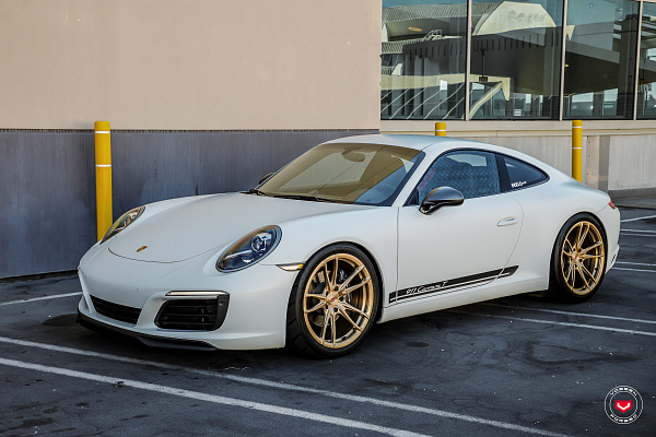 Фото дисков Vossen S17-06 Глянцевая шампань на Porsche 911 VII