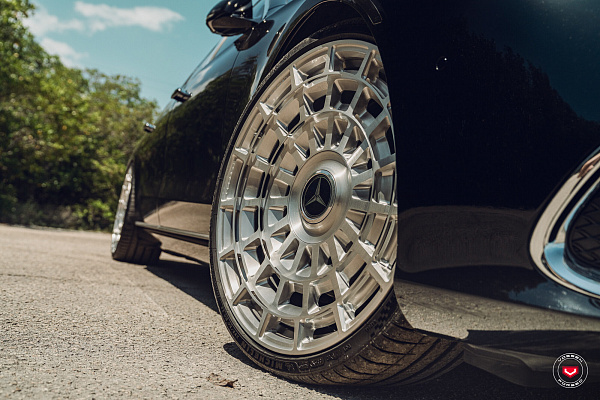 Фото дисков Vossen LC3-12 Глянцевый лак на Mercedes-Benz S-Class (W223)