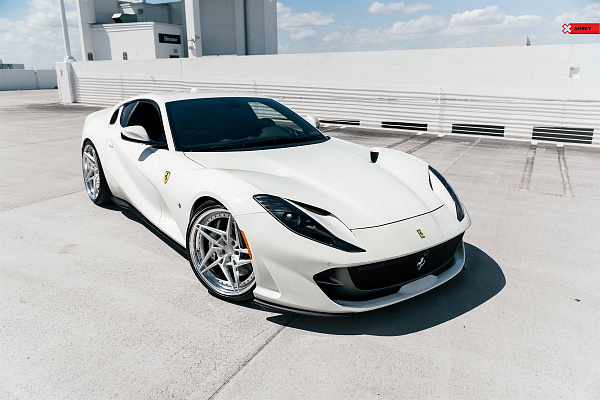 Фото дисков Anrky S3-X3 Глянцевый лак на Ferrari 812