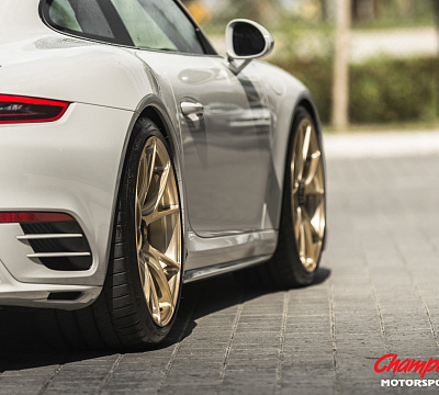 Фото дисков Vossen RS74 на Porsche 911 VII