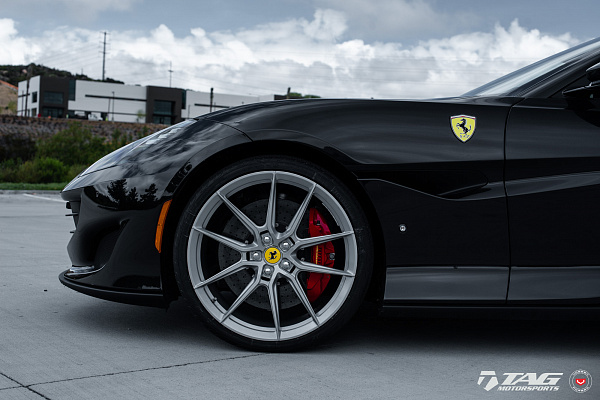 Фото дисков NOVITEC NF8 Серебро на Ferrari Portofino